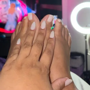 PrettyPediPeaches 🍑