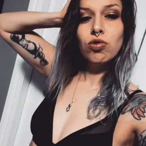 Stephanie_xx