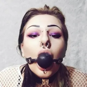 J 🦇
