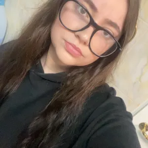 𝓔𝓜𝓘𝓛𝓨 𝓌𝒶𝓃𝓉𝓈 𝓎ℴ𝓊 🤤