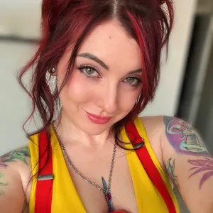Lizzi Blake [Free]