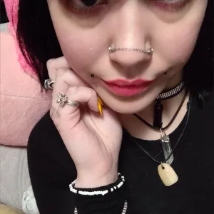 Dahlia Belle