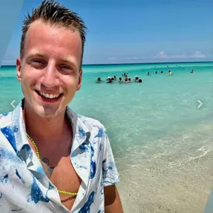 FrenchhotboyTop19%Promo+Creator