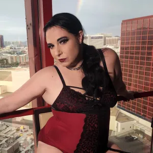 Hotwife Sarah