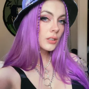 Courtney Dawne