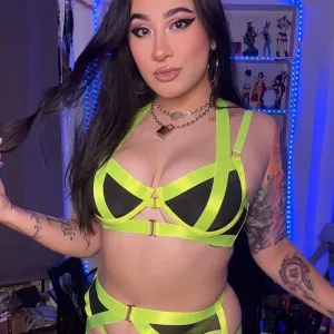 Veronica Rae