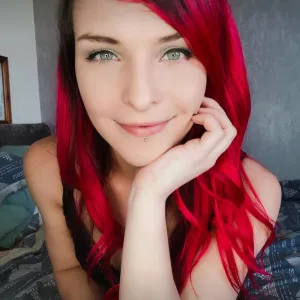 Roxy Red🌶️