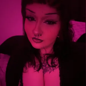 𝔏𝔢𝔵𝔦 ´͈ ᵕ `͈ ♡°◌̊