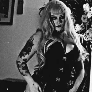 Kat Angellove 🌙✨