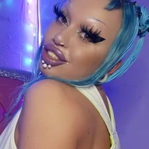 ALiEN DOLL