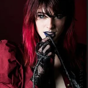 Dark Goddess Ray