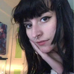 GlassGothCutie