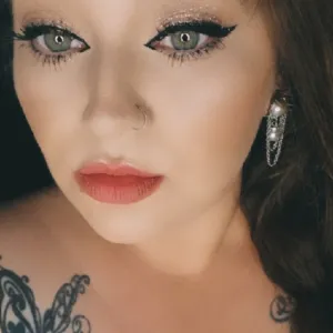 Juniper🖤💋