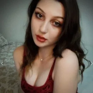Zoey Jolene ~FREE~