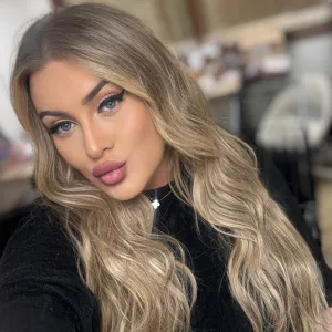 Tia_Xox