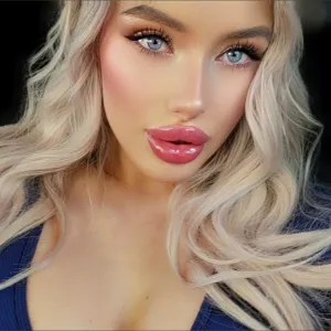 💋 ANNA FREE