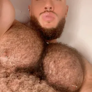 Damian Truelove ♛♛♛♛