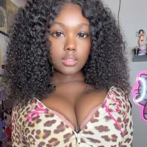jadathedoll 👩 (21 y/o Ebony 🥵)
