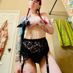 lacey reign is less than active