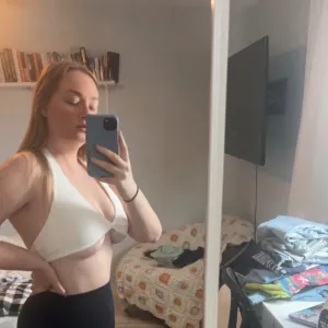 Carli Top 6% 🫧🦋