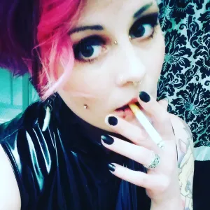 Poppy Noir