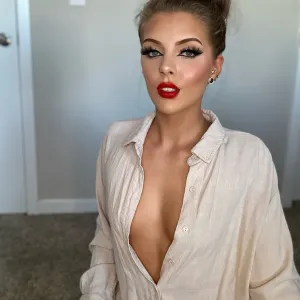 Arabella B