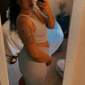 a n g i e 🌸🤍