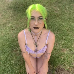 Lexa j