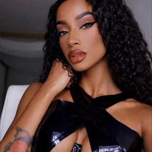 QUEEN MILAN 👑