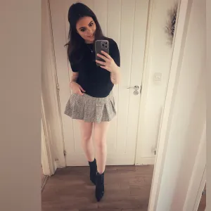 ScarlettBond