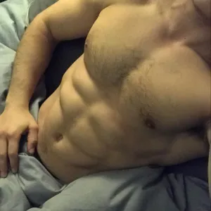 u30921122