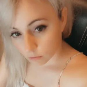 Bored Gamer Girl