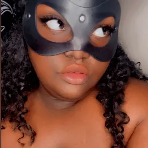 Duchess Cocoa 👑🖤 *ACTIVE*