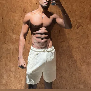 HARRYBLACK24