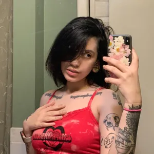Holly ⛓🧸