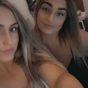 Holly & Olivia
