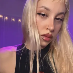 ✧ 𝓚𝓲𝓪𝓻𝓲𝓽𝓪 ✧