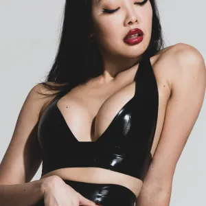 Eva Oh