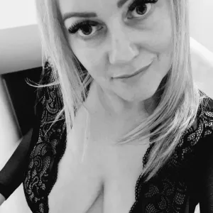busty_candy69