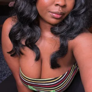 FAT PUSSY FAIRY 🧚🏿‍♀️ Solo / No ppv
