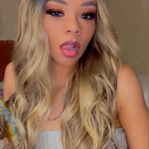 💋 𝒜𝓃𝒶𝒷𝑒𝓁𝓁𝑒𝒜𝓂𝑜𝓇𝑒𝑒 💋