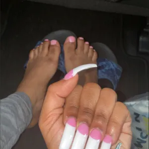 Leolovelyfoot