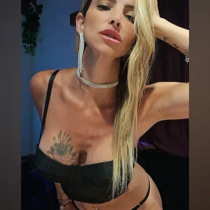 📩ꜱᴇxᴛɪɴɢ 😈ᴄᴏꜱᴛᴜᴍ👅ᴠᴄ