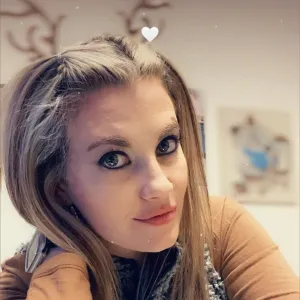 Anna Claire