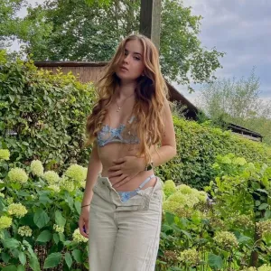 Lena