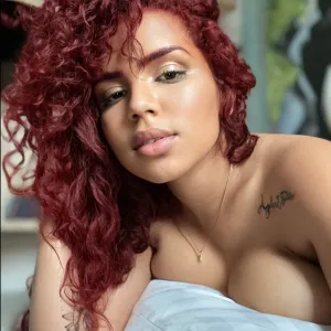 Vitoria Red💋 Latina Girl🔥