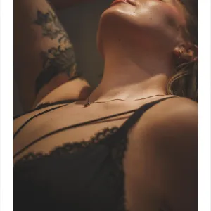 devine_norwegian_vip