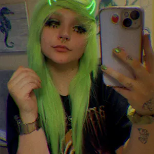 Ditzy Hails