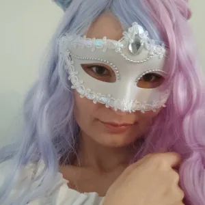 Bleuenn_hotdoll