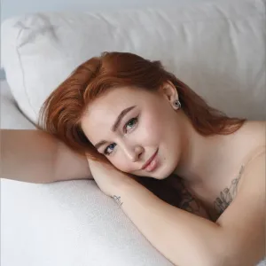 Lily 🧁